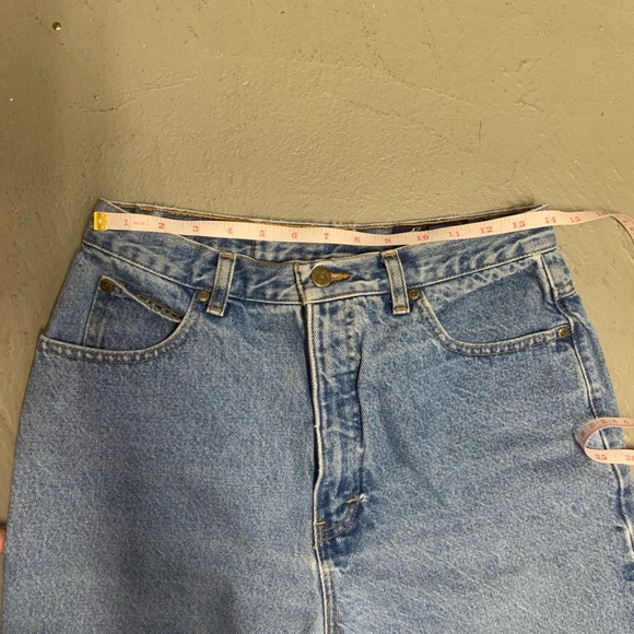 VTG Eddie Bauer Classic Fit Faded Blue Denim Mom Jeans Size 12 - Picture 6 of 12